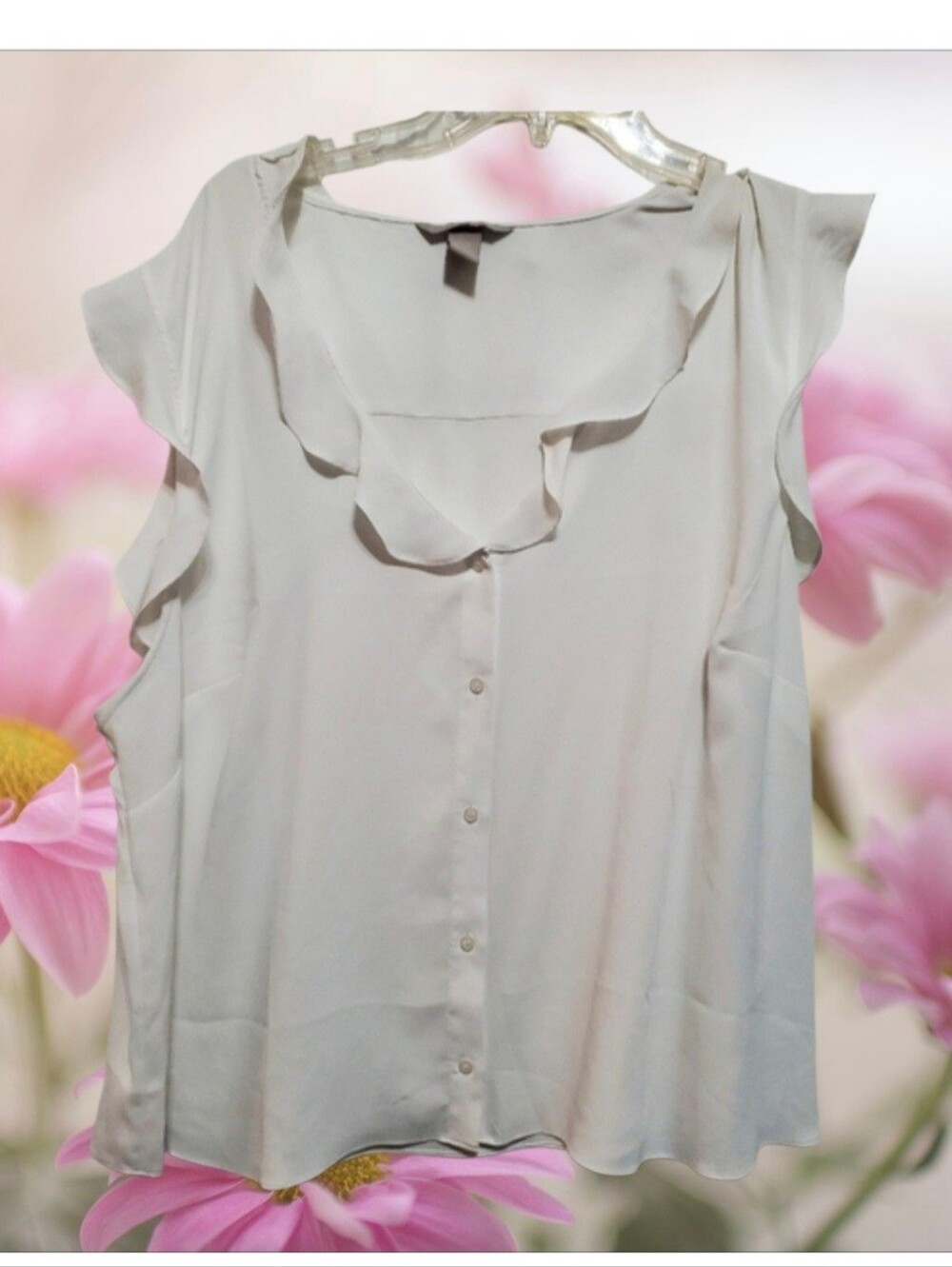 H&M White V-neck Sleeveless Blouse Top size XXL - Picture 1 of 11